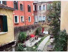 7de5bb99-0317-46a0-8116-4f9f57328693