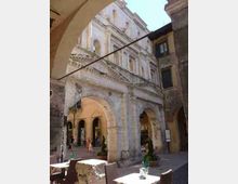 porta-borsari_-foto-di-antonella-ritrovato