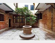 e12807b9-2bff-4d24-b642-657c62da25fe