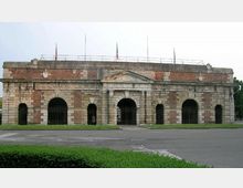 porta-nuova_visitverona-it