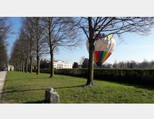 ampio-parco-antistante-oratorio-consacrato