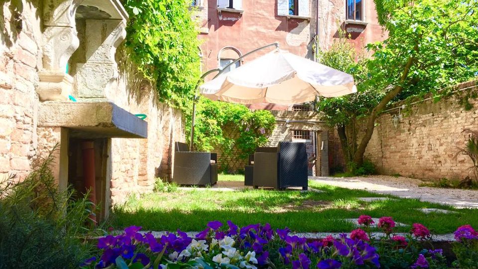 PHOTO-2022-04-12-17-10-18 3.jpg